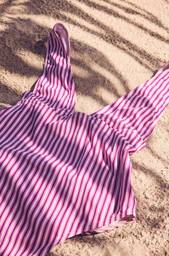 Maillot de bain 1 pi&egrave;ce ray&eacute; Maison 123 x Anja LE PLONGEANT;${refinementColor}