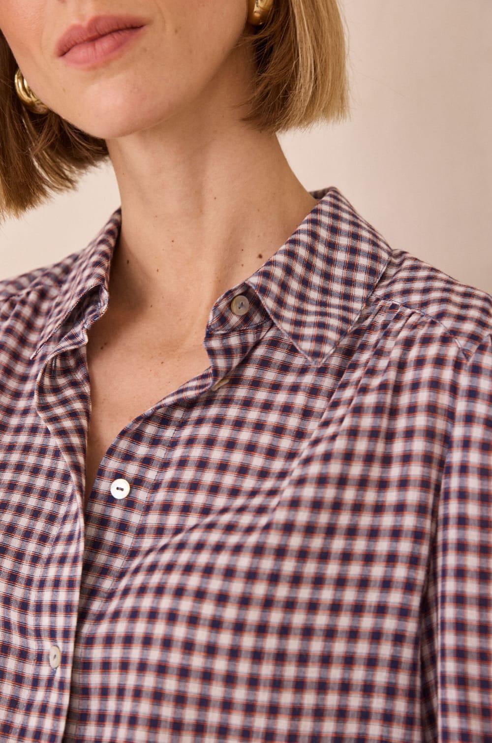 Chemise manches 3/4 &agrave; carreaux DAN;${refinementColor}