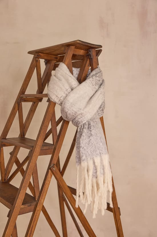 TYLER Scarf;${refinementColor}