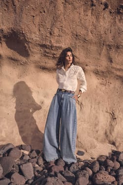 Loose cotton Jean SIGGIE;${refinementColor}