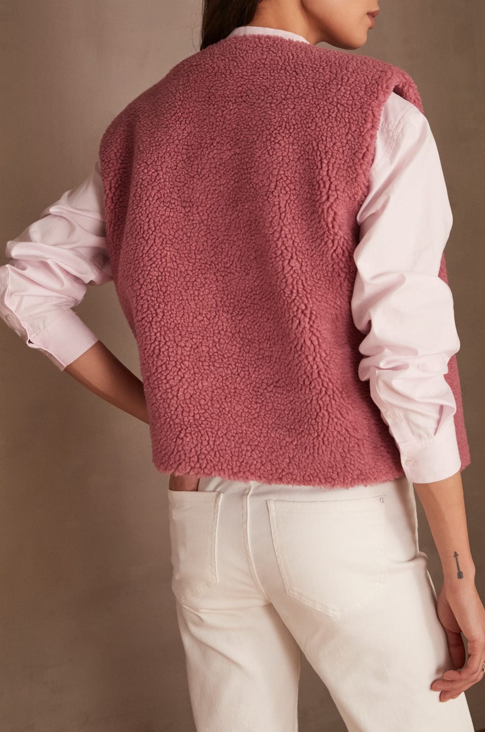 SHARON sleeveless jacket;${refinementColor}