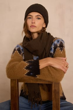 HOCHE cable knit hat;${refinementColor}