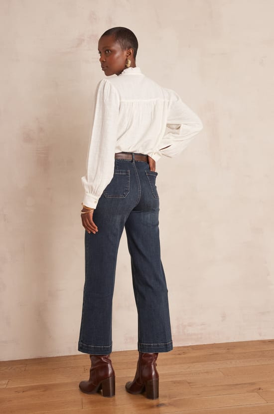 LEA CROPPED Jeans in denim;${refinementColor}
