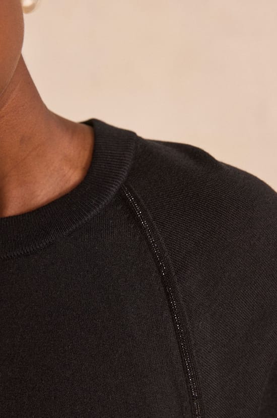 Adriana pullover with sparkling stripes;${refinementColor}