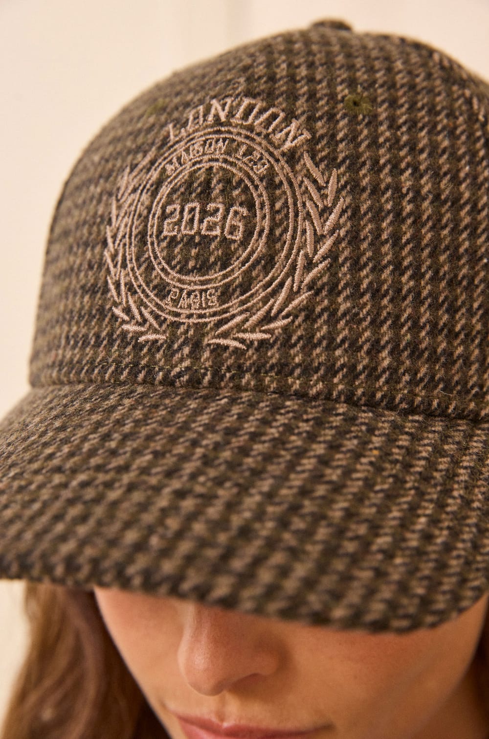 COLLEGE cap;${refinementColor}