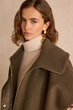 DANDY wool cape;${refinementColor}