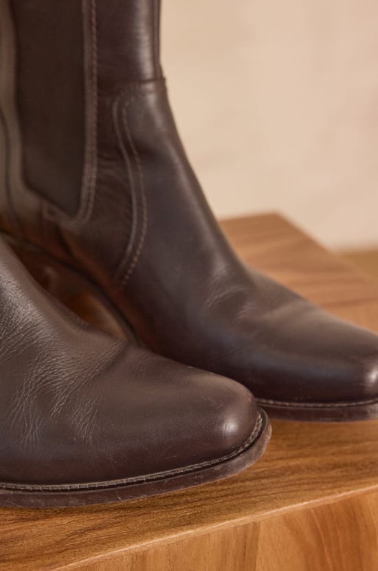 VANIA leather boots;${refinementColor}