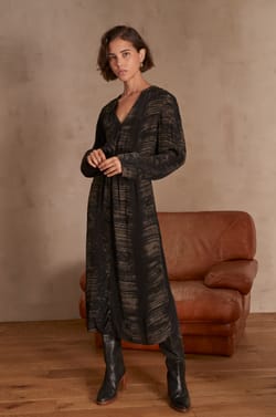 Robe MAIWEN;${refinementColor}