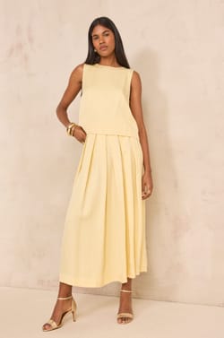 David sleeveless top;${refinementColor}