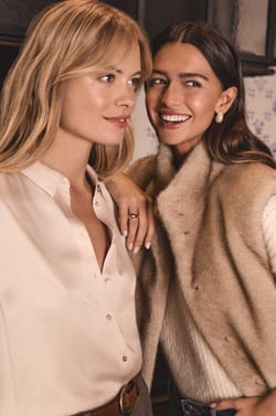 SUZANNE Sleeveless Fluffy Cardigan;${refinementColor}