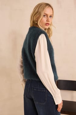 LOULOU sleeveless vest;${refinementColor}