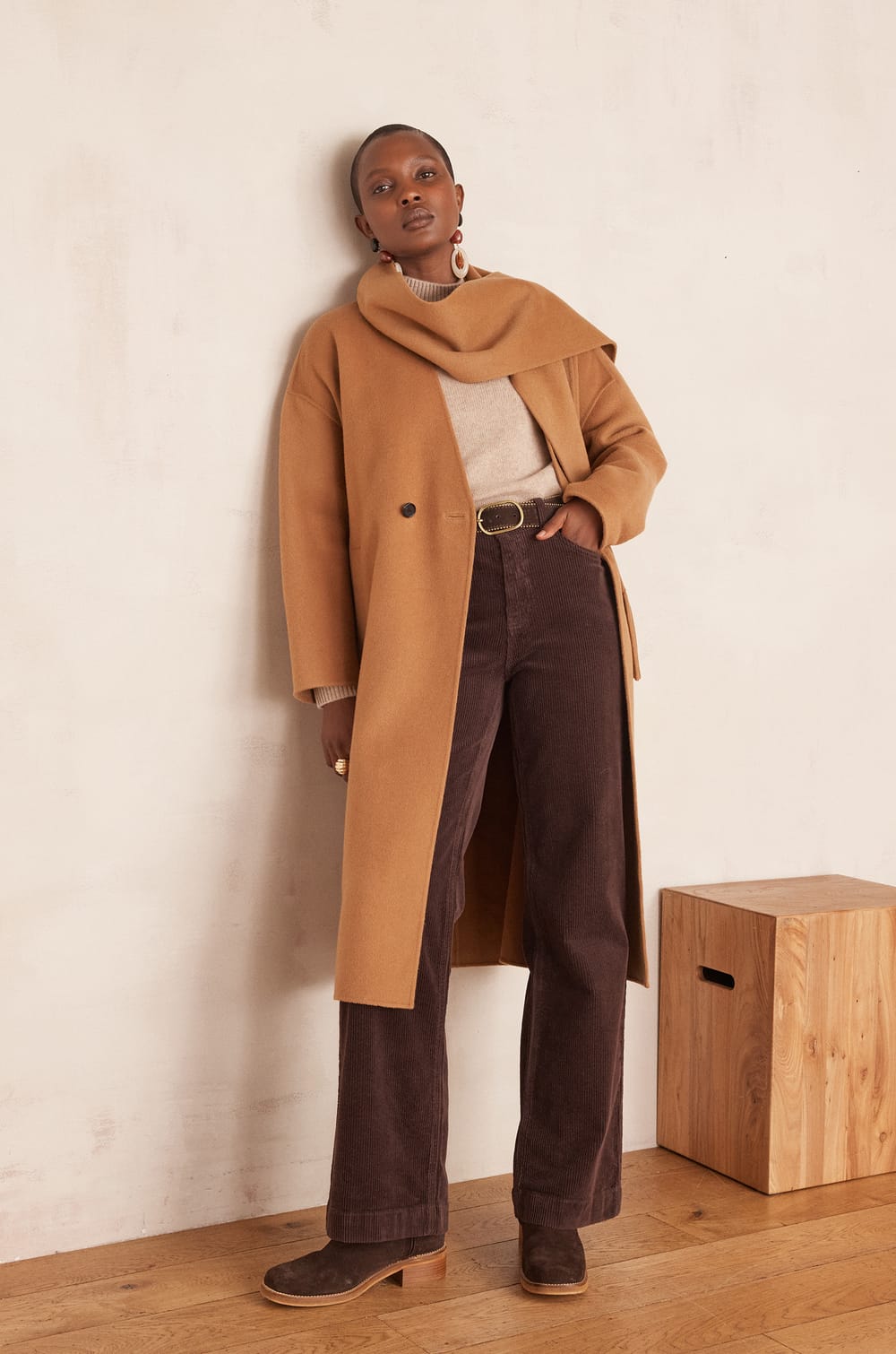 LISA velvet trousers;${refinementColor}