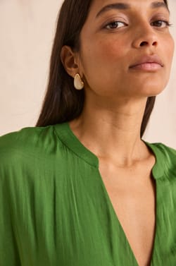 Satin short-sleeved top PHANY;${refinementColor}