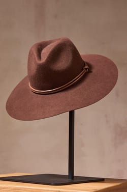 GLADYS wool hat;${refinementColor}
