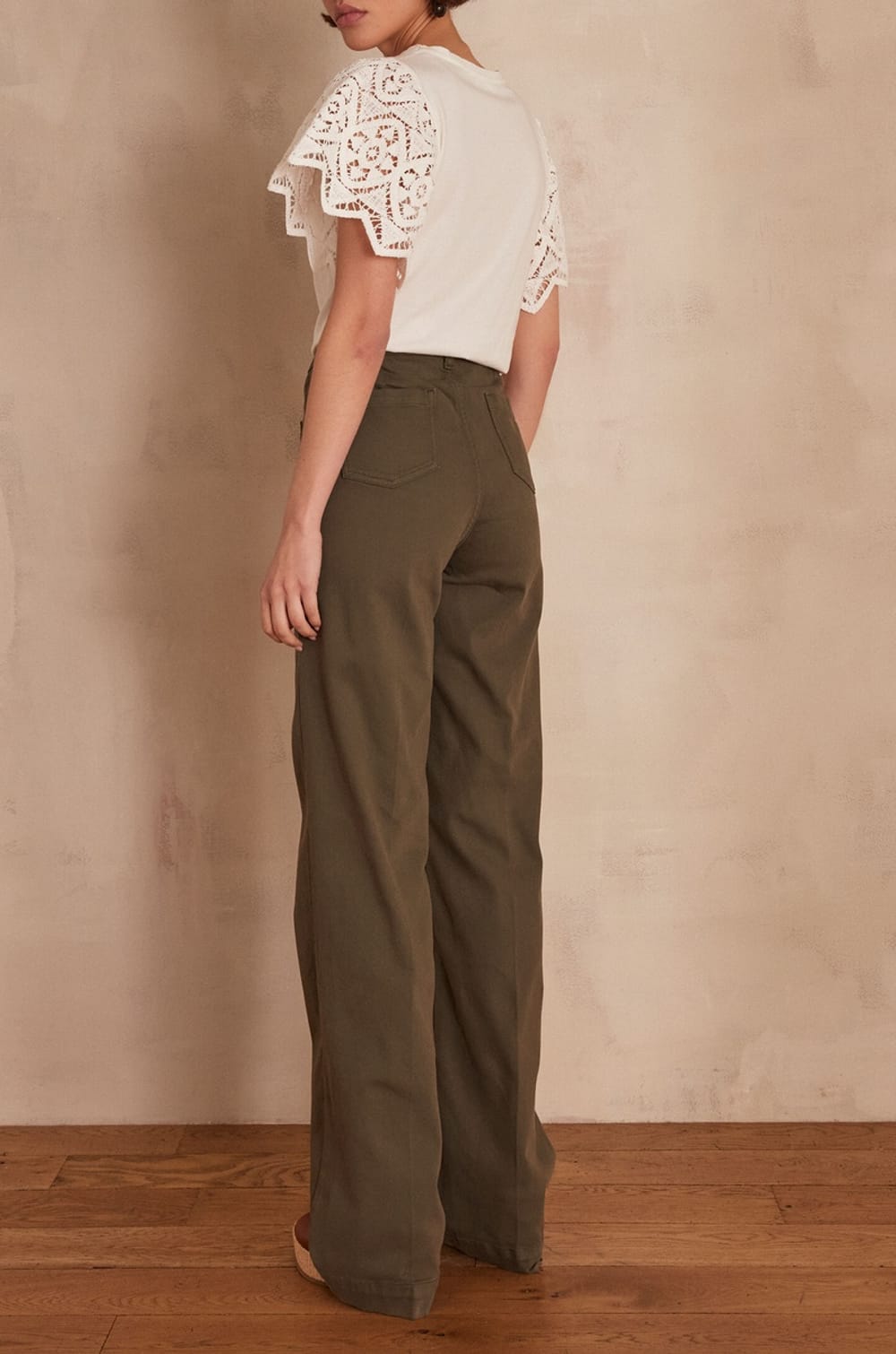 LUNA flared jeans;${refinementColor}