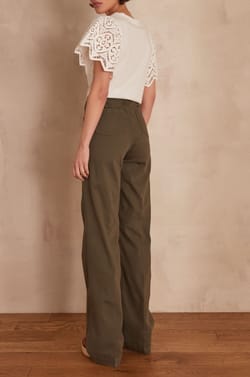 LUNA flared jeans;${refinementColor}