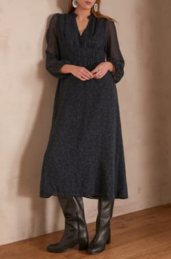 Robe LARA;${refinementColor}