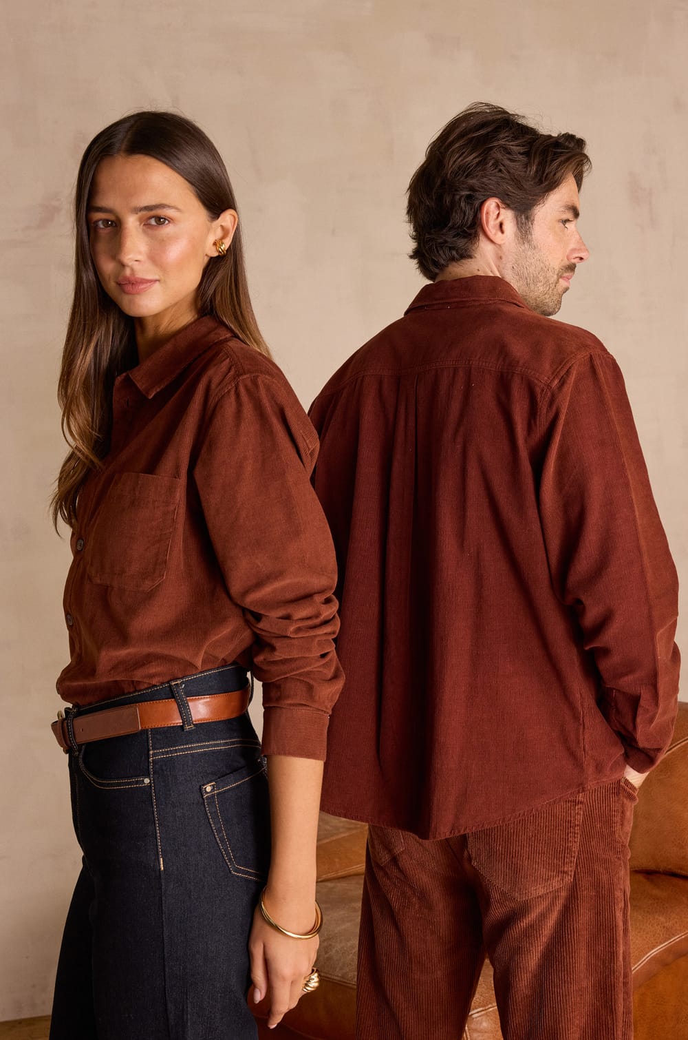 Unisex corduroy shirt INTREPIDE in 100% cotton;${refinementColor}