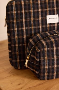 LIAM tartan toiletry bag;${refinementColor}