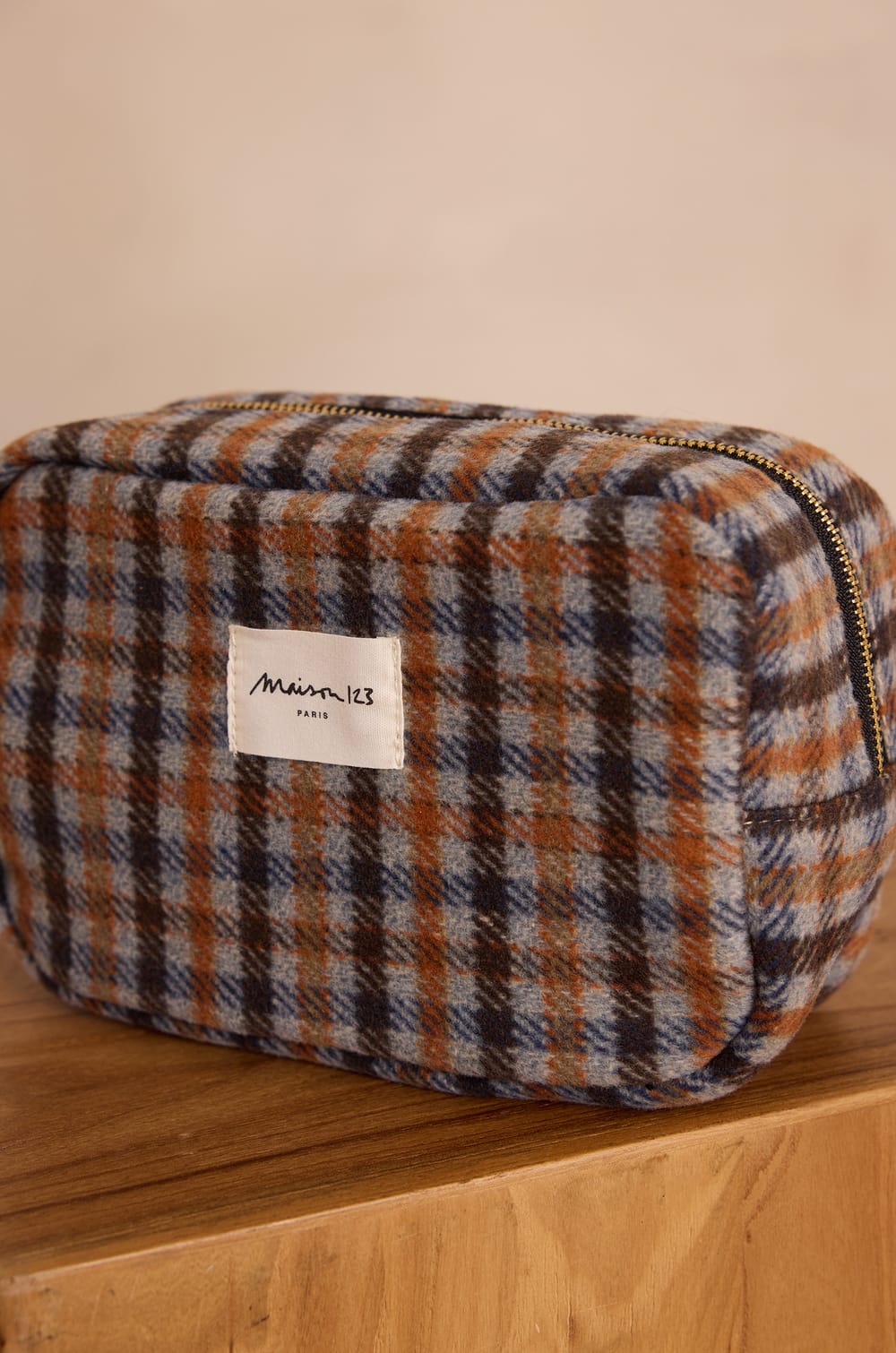 LIAM tartan pattern toiletry bag;${refinementColor}