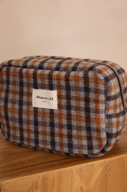 LIAM tartan pattern toiletry bag;${refinementColor}