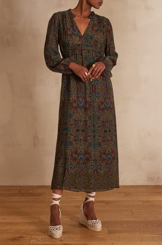 Robe LORETTE;${refinementColor}