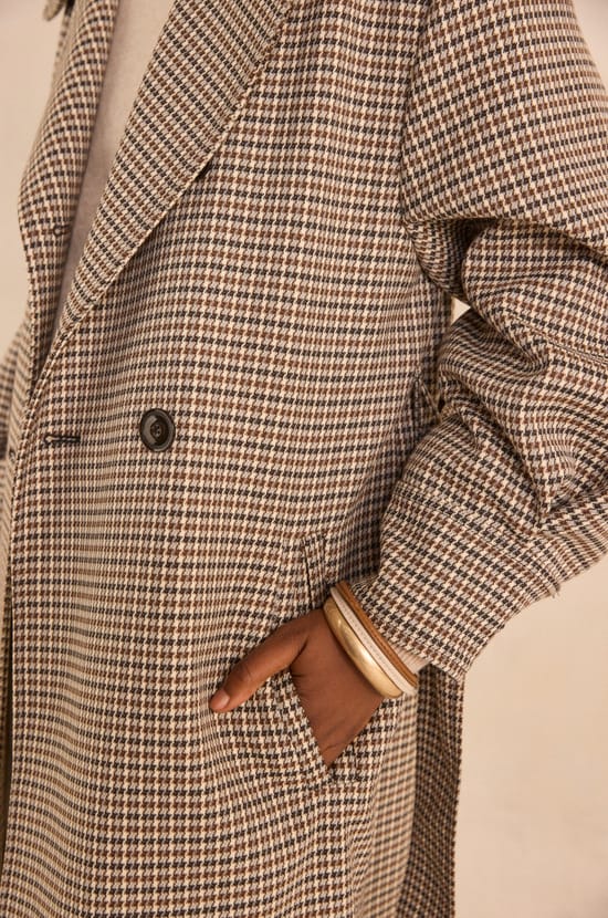 DJOVANNI checked trench;${refinementColor}