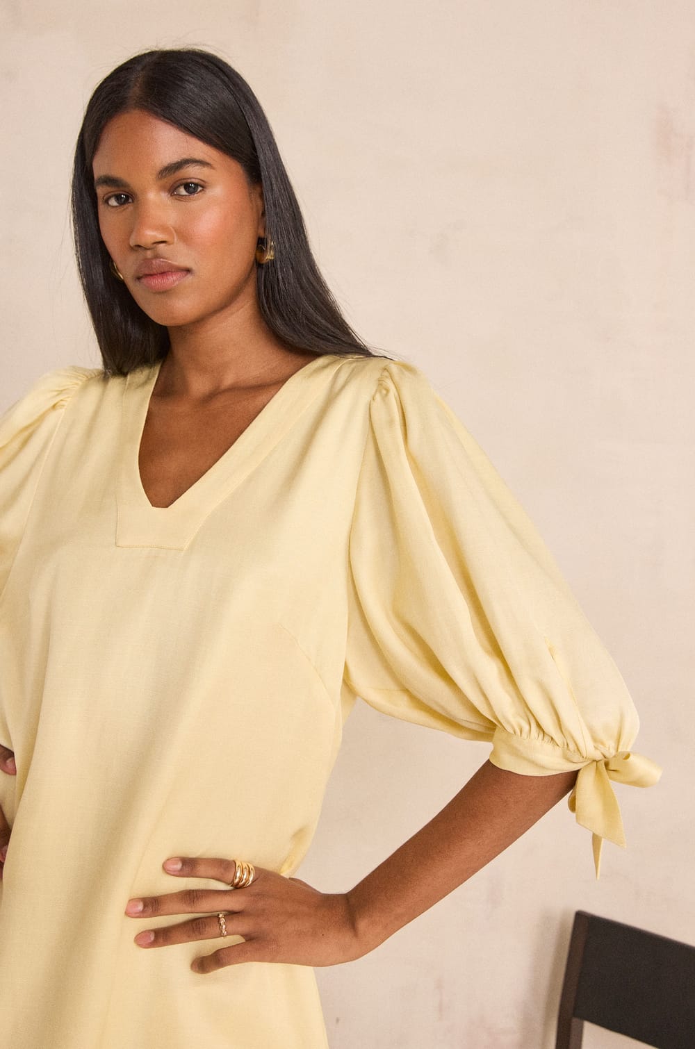 Robe courte droite &agrave; manches 3/4 BONA;${refinementColor}