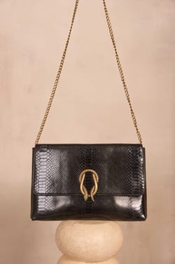 LEON leather pouch;${refinementColor}