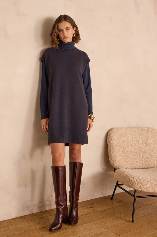RAPHAELLE sleeveless wool dress;${refinementColor}