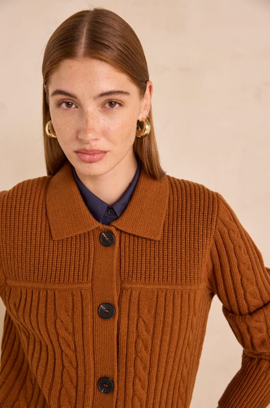 ARTUS long-sleeved wool vest;${refinementColor}