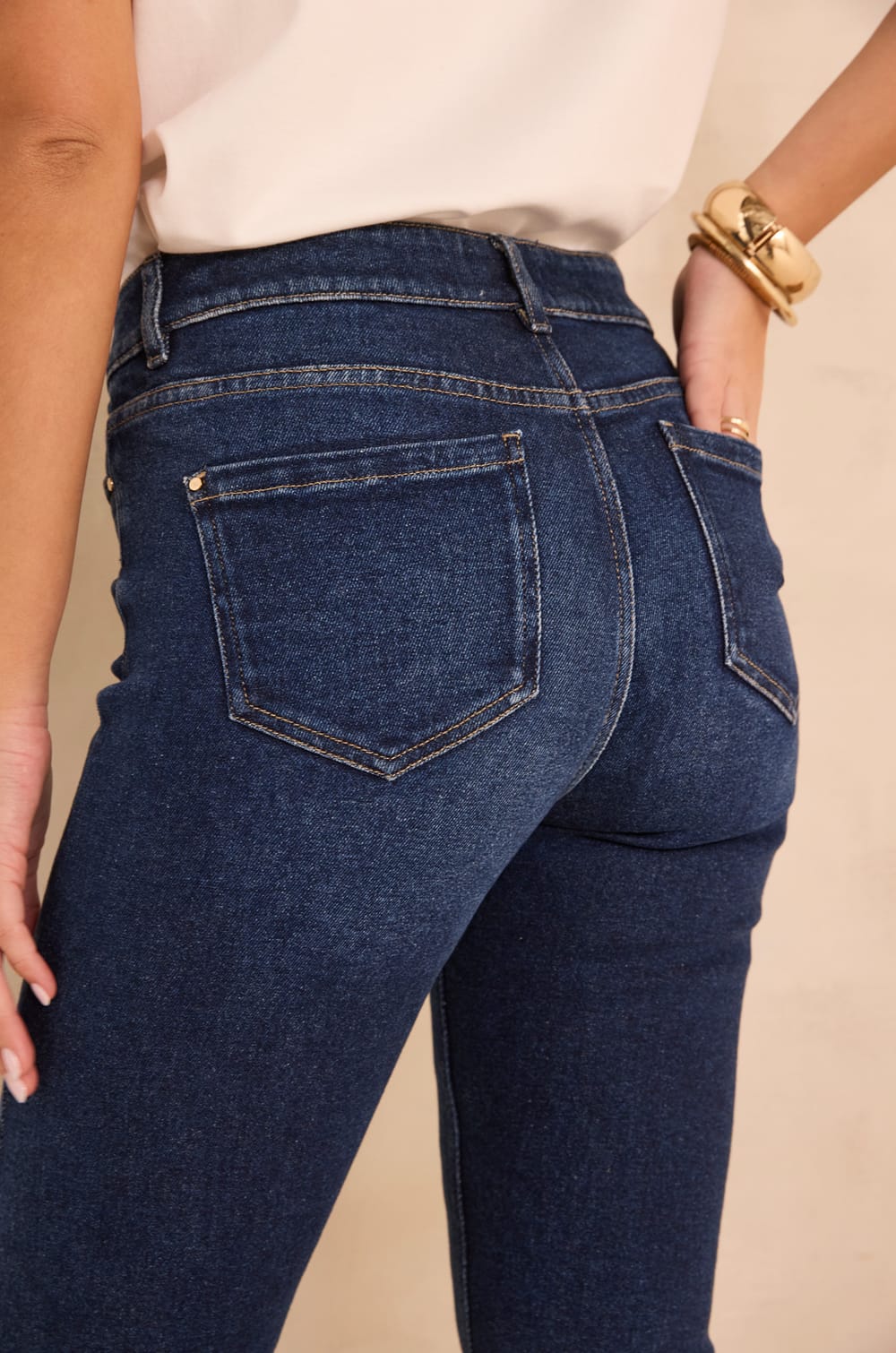 Jean LOU SLIM;${refinementColor}