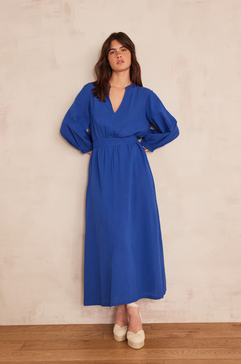 Long MIRANA cotton dress;${refinementColor}