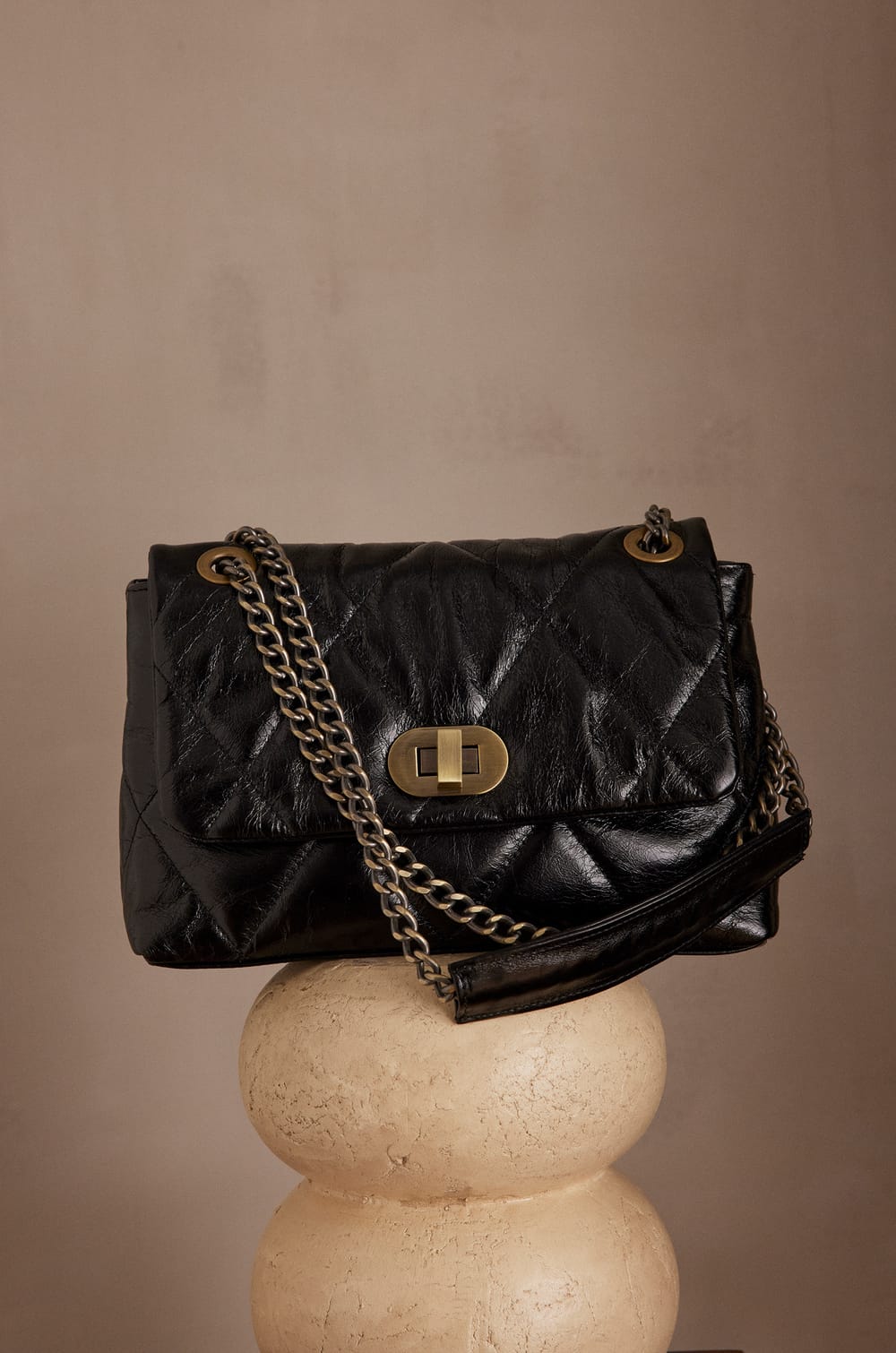 GABY leather bag;${refinementColor}