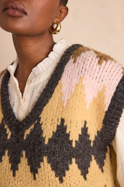 Sleeveless jumper with geometric pattern BLAZE BIS;${refinementColor}