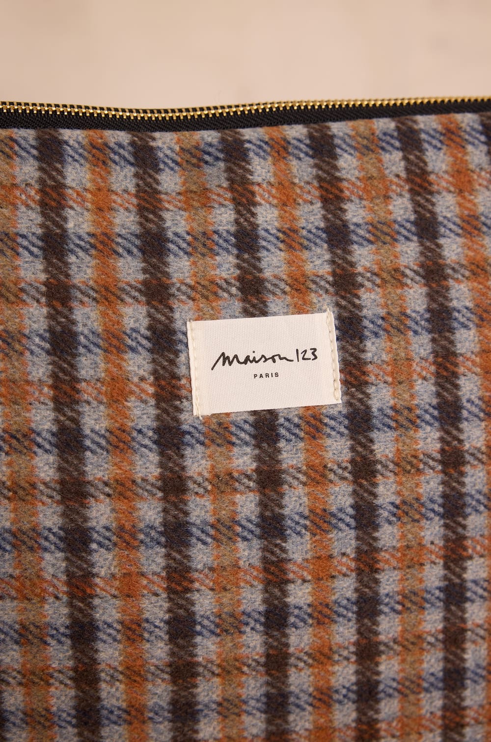 LIAM tartan pattern laptop sleeve;${refinementColor}