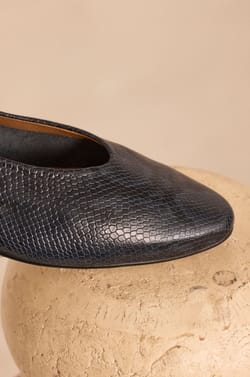 Ballerines plates en cuir MONA;${refinementColor}