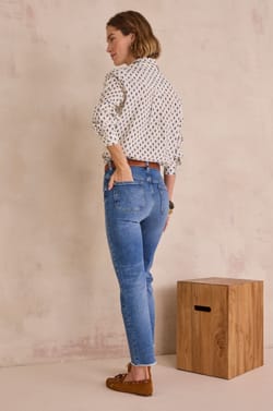 PATIENCE slim fit jeans;${refinementColor}