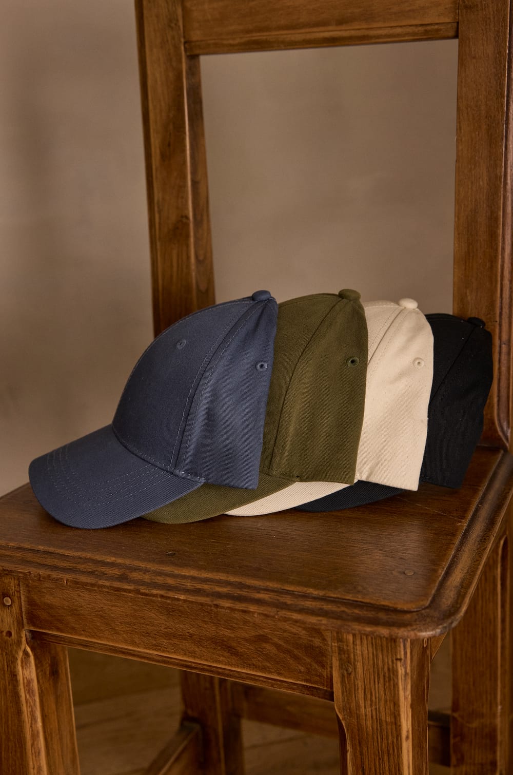 Casquette KIM;${refinementColor}