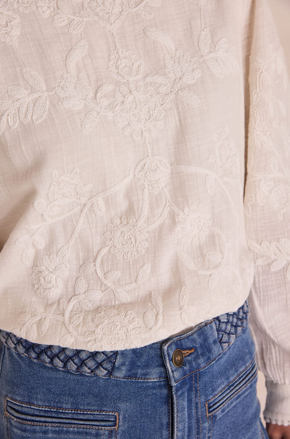 Floral embroidery blouse in 100% cotton DEBBY;${refinementColor}