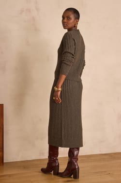 EMMA ribbed long skirt;${refinementColor}