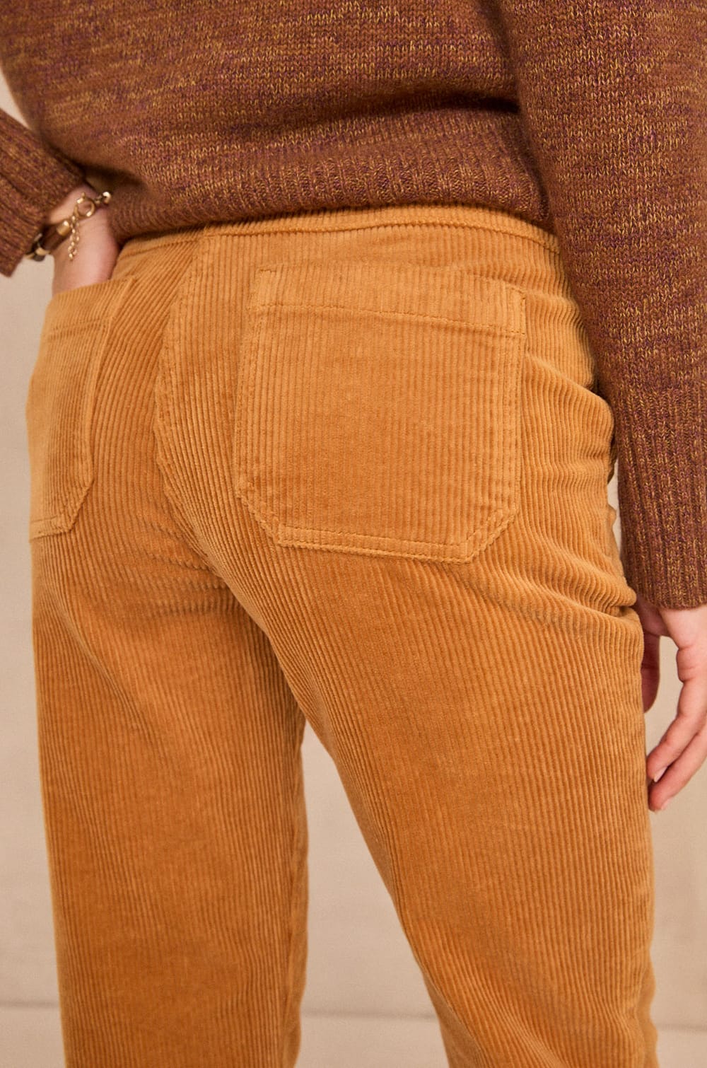 Saffron chino in mixed cotton NALLA;${refinementColor}