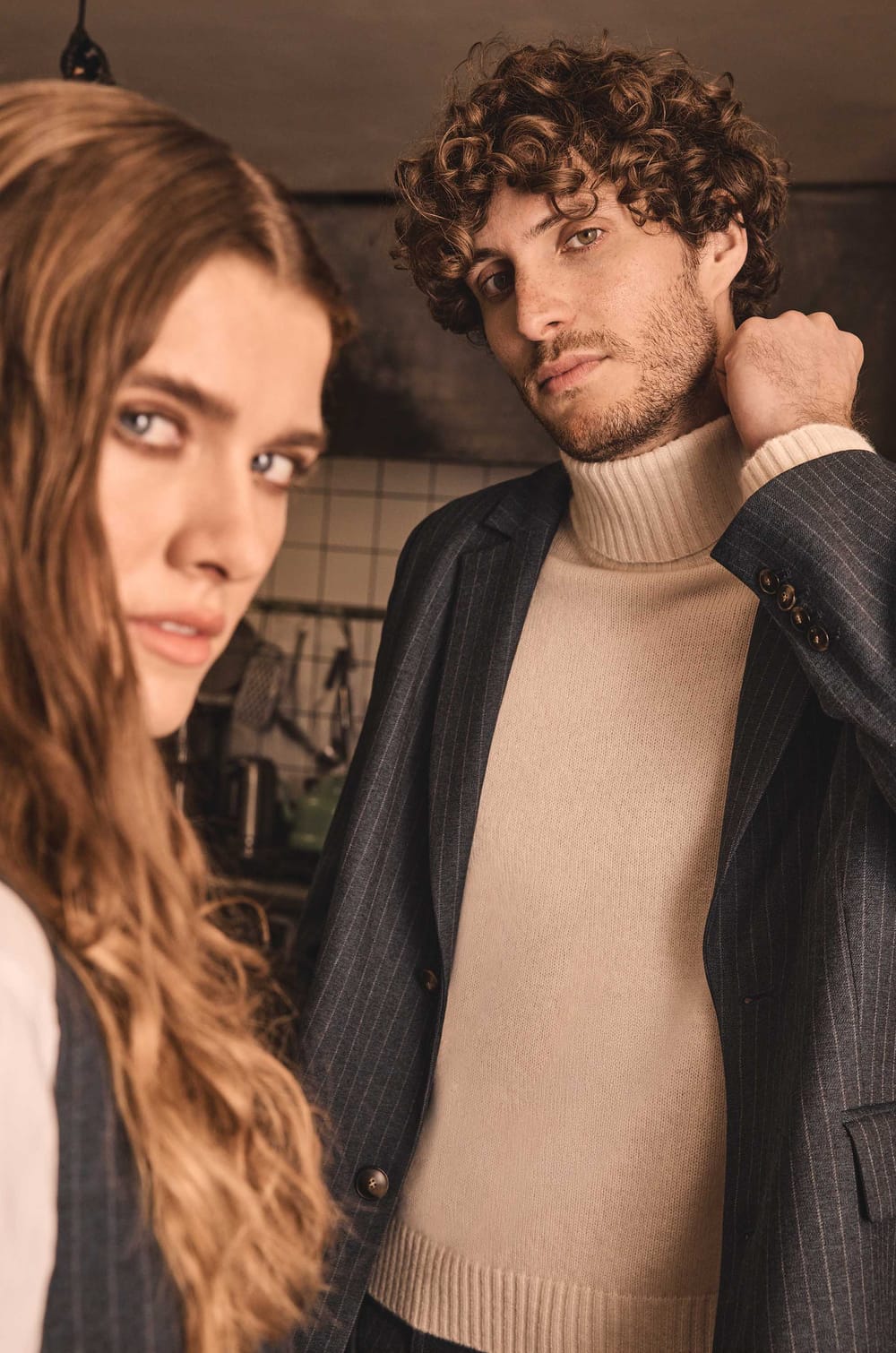 Unisex turtleneck jumper in 100% cashmere - 4-ply SWAN(N);${refinementColor}