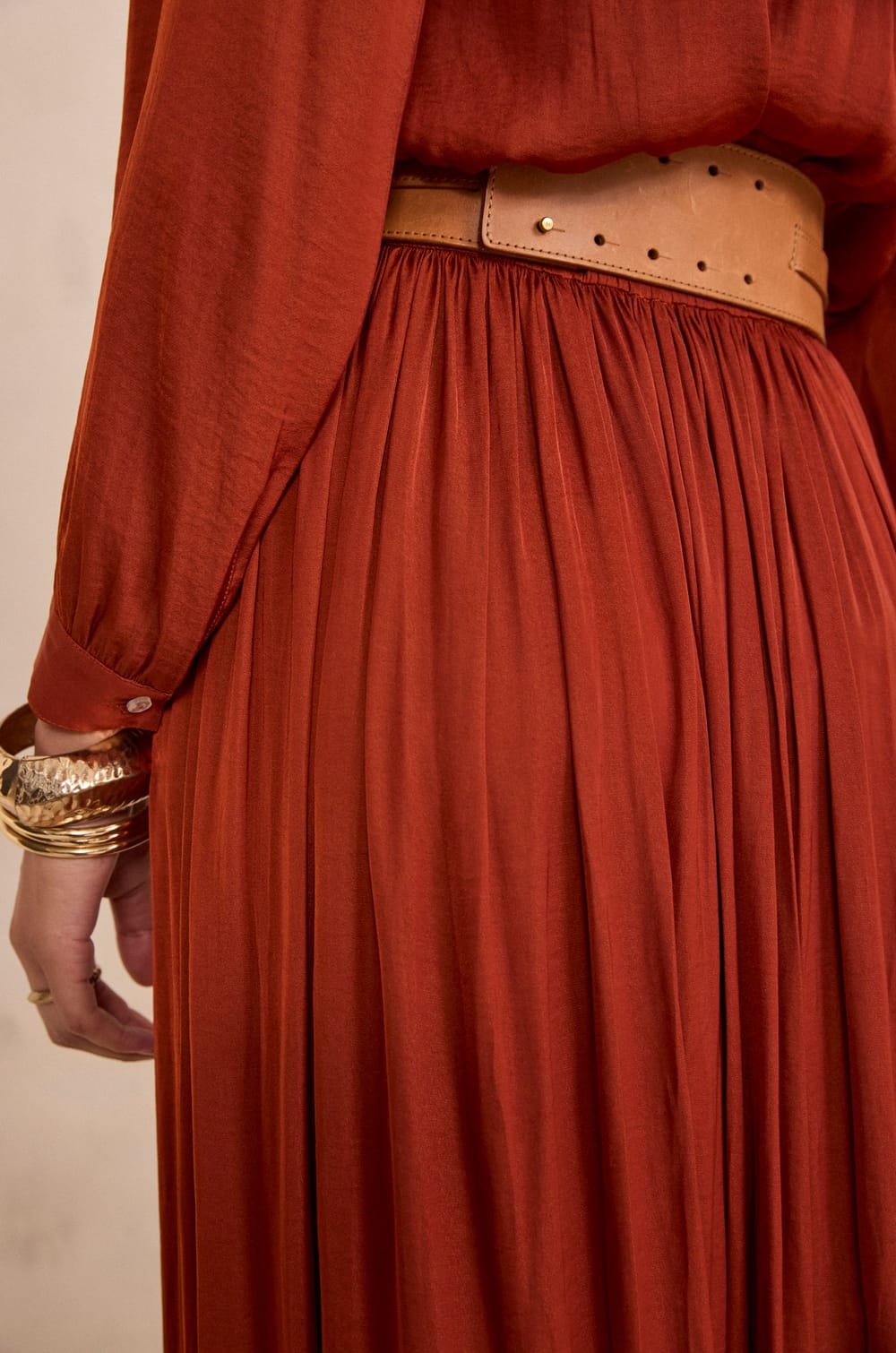 CRYSTAL pleated midi skirt;${refinementColor}