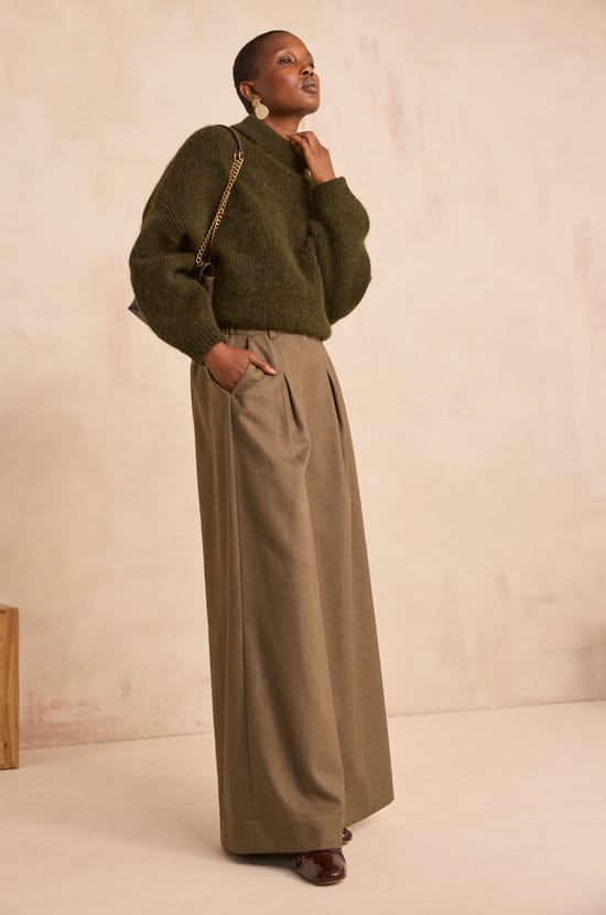 Pantalon large &agrave; pinces LUCE;${refinementColor}