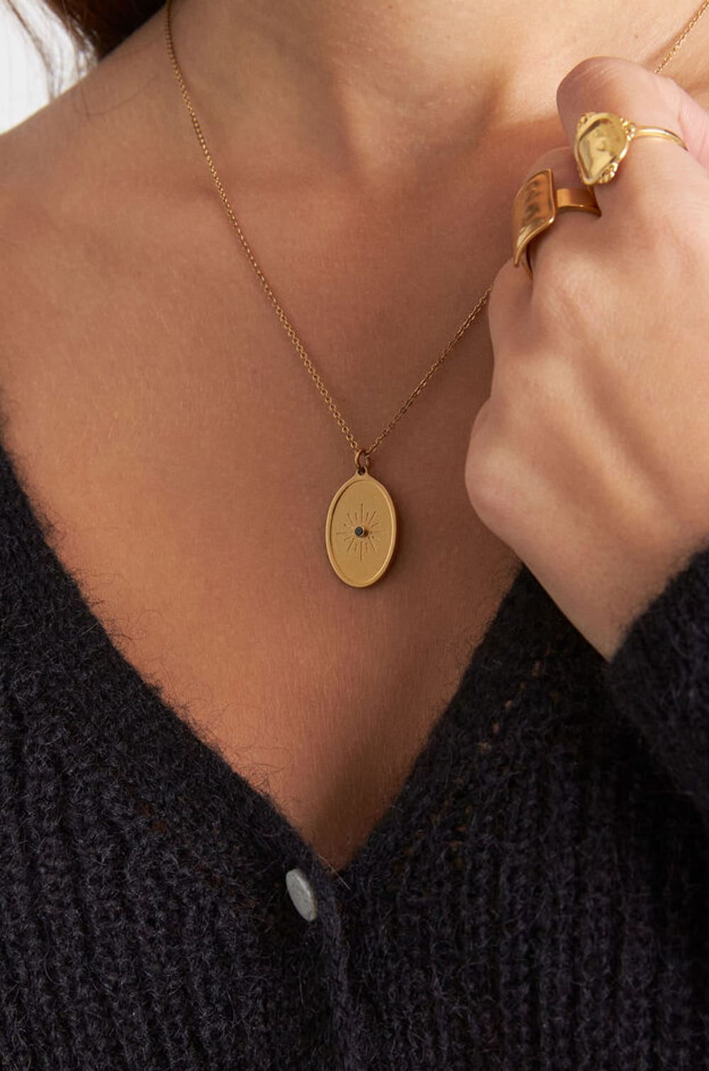 Collier médaille or éclat de zircon Bijoux Léone;${refinementColor}