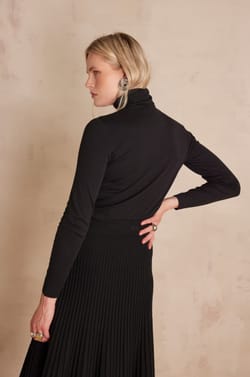 FERGUIE turtleneck T-shirt;${refinementColor}