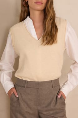 Pull sans manches BASILE en 100% laine;${refinementColor}