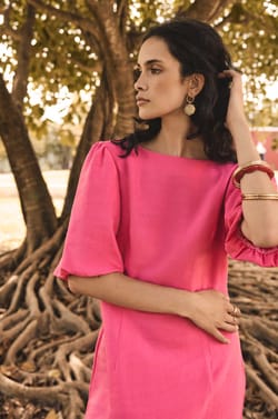 BAYLA short puff sleeve straight dress;${refinementColor}