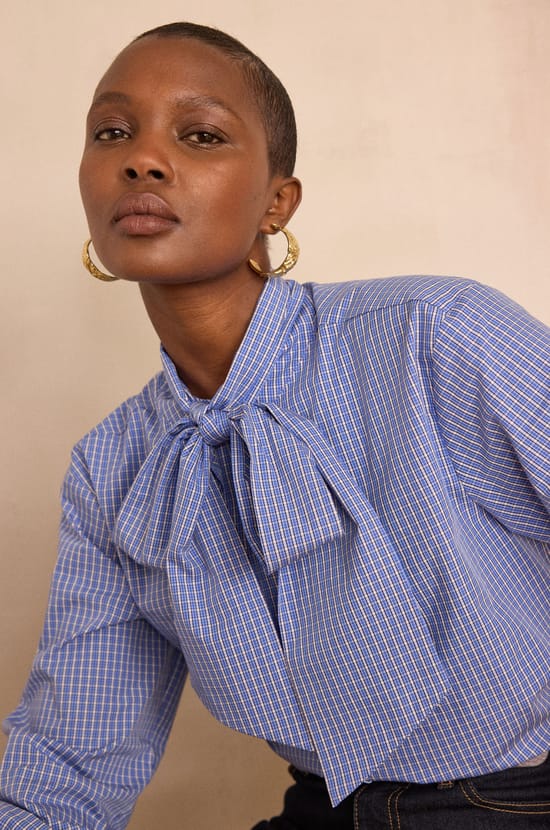 SANDRINE 100% cotton shirt with pussy bow collar;${refinementColor}